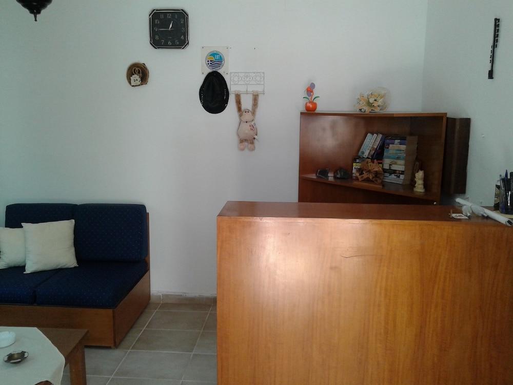 Remi Apartments Stalida Extérieur photo
